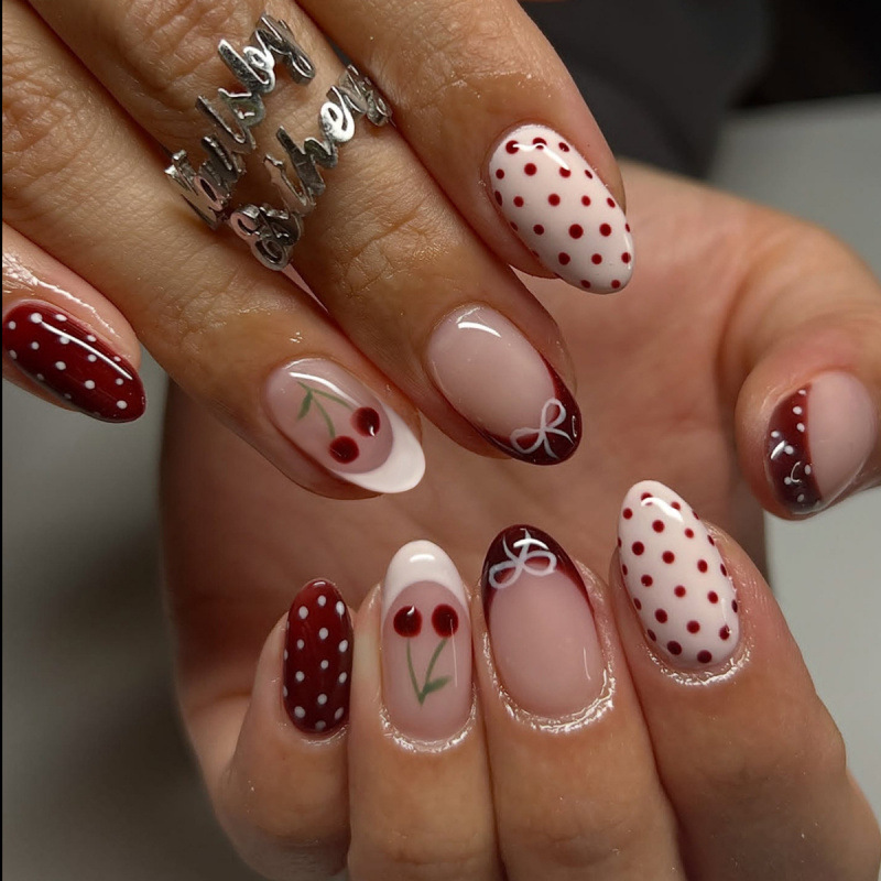 Nail Art Red Cherry - 24 stuks Fanshion rode Franse press-on