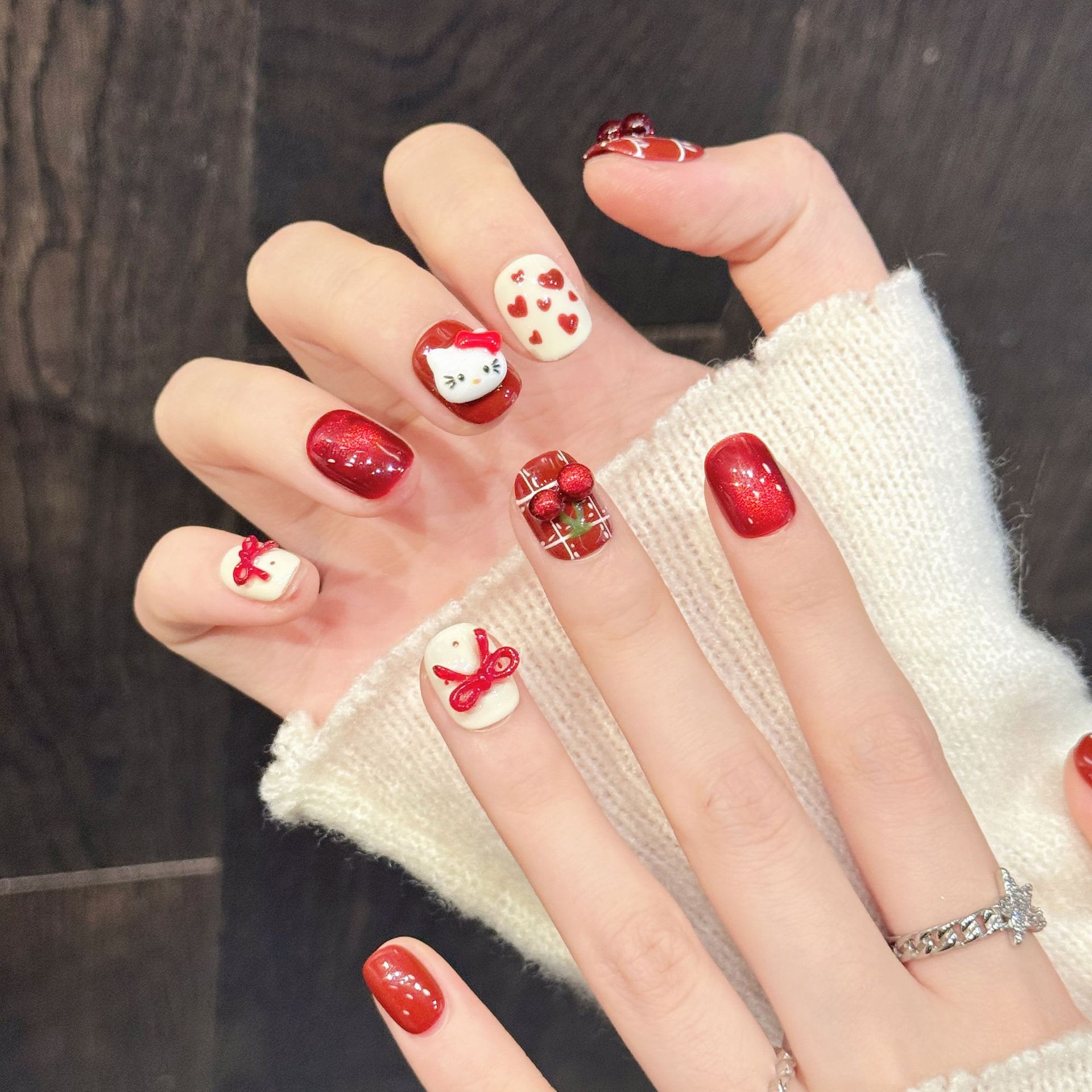 Nail Art Red Cherry - 10 stuks handgemaakte nagelkunst rode witte